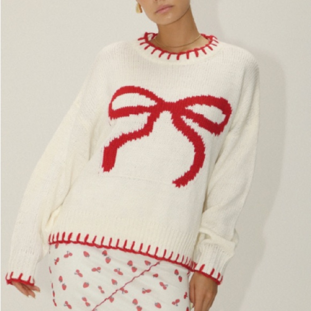 Bailey Rose Red Bow Stitching detail Sweater S